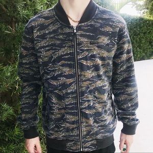 TRUE RELIGION Runners Zip Fashion Track Jacket